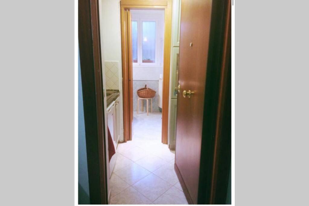 Апартаменты Cosy Studio Flat On The Seaside Лидо-ди-Остия Экстерьер фото